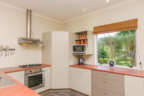 Photo of property in 8 Awhina Drive, Greytown, 5712