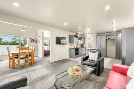 Photo of property in 18 Arahiwi Grove, Tirohanga, Lower Hutt, 5010