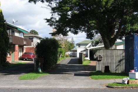 Photo of property in 2/65 Hattaway Avenue, Bucklands Beach, Auckland, 2012