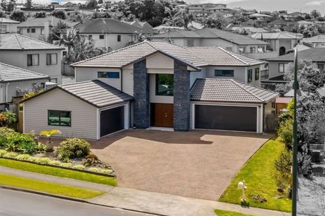 Photo of property in 84 Hugh Green Drive, Pinehill, Auckland, 0632
