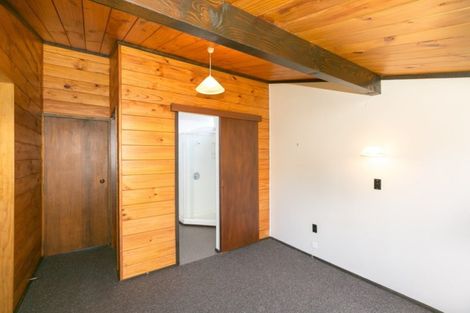 Photo of property in 76 Cumberland Street, Welbourn, New Plymouth, 4312