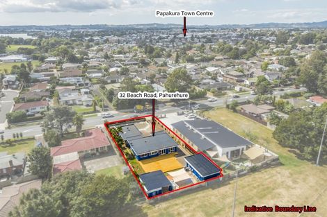 Photo of property in 32 Beach Road, Pahurehure, Papakura, 2113