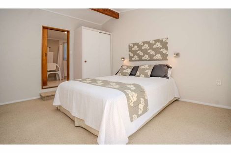 Photo of property in 6 Waipapa Landing Place, Kerikeri, 0230