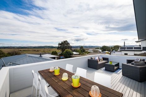 Photo of property in 86 The Esplanade, Westshore, Napier, 4110