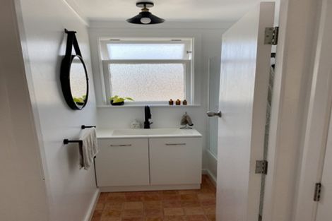 Photo of property in 2 Tainui Street, Meremere, Mercer, 2474