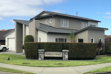Photo of property in 1 Noble Court, Flat Bush, Auckland, 2019