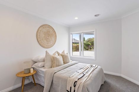 Photo of property in 13 Runanga Grove, Waikanae, 5036