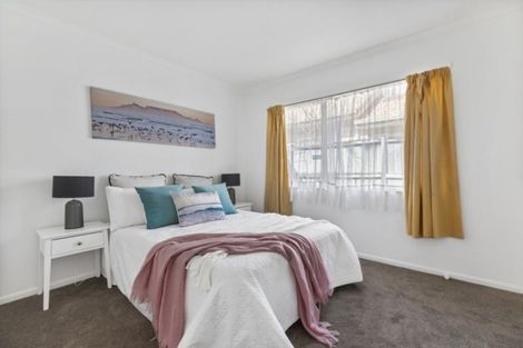 Photo of property in 7 Thornbury Crescent, East Tamaki Heights, Auckland, 2016