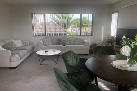 Photo of property in 1/6 County Road, Torbay, Auckland, 0630