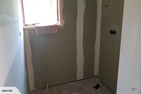 Photo of property in 12 Walpole Avenue, Hillpark, Auckland, 2102