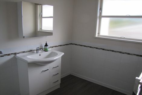 Photo of property in 2 Leybourne Avenue, Waikanae, 5036