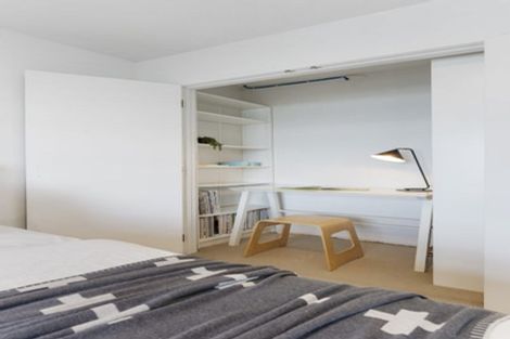 Photo of property in 69c Princes Street, Northcote Point, Auckland, 0627