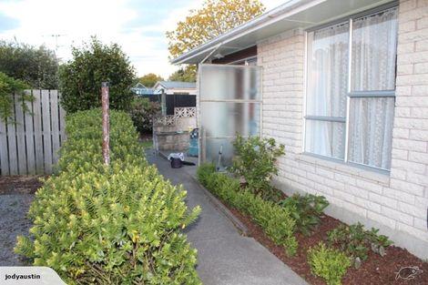 Photo of property in 2/3 Pelorus Place, Harewood, Christchurch, 8051