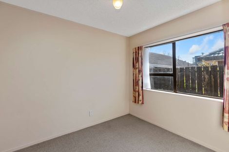 Photo of property in 2/10 Wellington Street, Papakura, 2110
