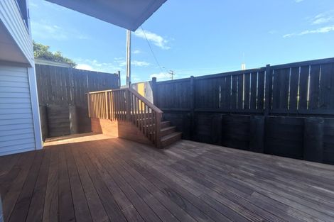 Photo of property in 1b Altair Place, Windsor Park, Auckland, 0632