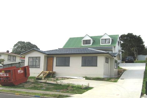 Photo of property in 18 Hueglow Rise, West Harbour, Auckland, 0618