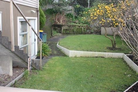 Photo of property in 188 Sunnynook Road, Totara Vale, Auckland, 0627