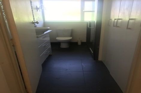 Photo of property in 2/33 Hamlin Road, Mount Wellington, Auckland, 1060