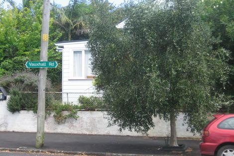 Photo of property in 9/118 Vauxhall Road, Narrow Neck, Auckland, 0624