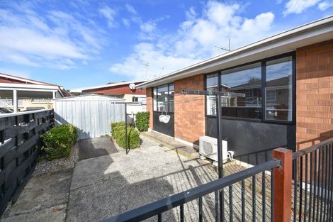 Photo of property in 17 Argyle Street, Mornington, Dunedin, 9011