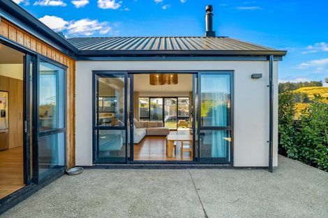 Photo of property in 5 Goddard Way, Sawyers Bay, Port Chalmers, 9023