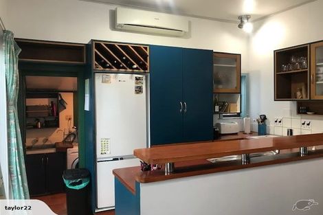 Photo of property in 9 Myrtle Crescent, Mount Cook, Wellington, 6021