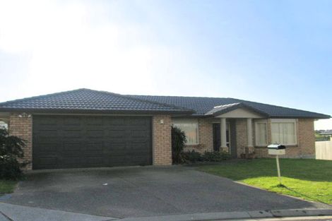 Photo of property in 11 Ballyward Close, East Tamaki, Auckland, 2013