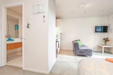 Photo of property in The Docks Apartments, 113/2 Dockside Lane, Auckland Central, Auckland, 1010
