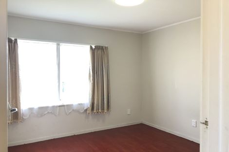 Photo of property in 17 Ascot Avenue, Henderson, Auckland, 0610