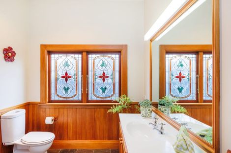 Photo of property in 21 Manapouri Crescent, Hokowhitu, Palmerston North, 4410