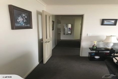 Photo of property in 16 Weka Road, Raumati Beach, Paraparaumu, 5032