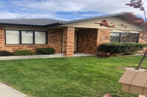 Photo of property in 13 Shrule Place, Huntington, Hamilton, 3210