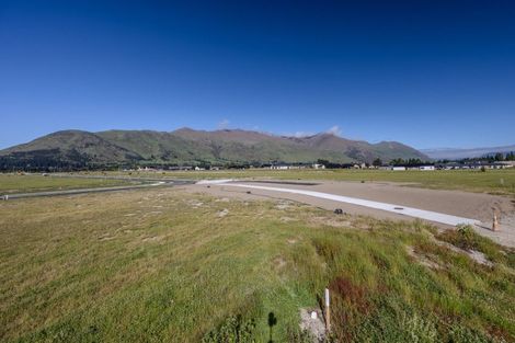 Photo of property in 27 Packer Road, Wanaka, 9382