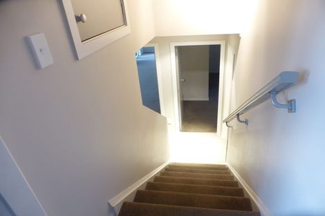 Photo of property in 87 Taylor Terrace, Tawa, Wellington, 5028