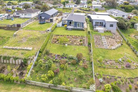 Photo of property in 5 Toi Street, Tawhero, Whanganui, 4501