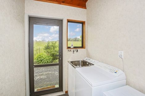 Photo of property in 221 Cossey Road, Drury, 2577