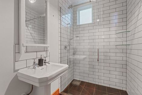 Photo of property in 1 Howard Street, Macandrew Bay, Dunedin, 9014