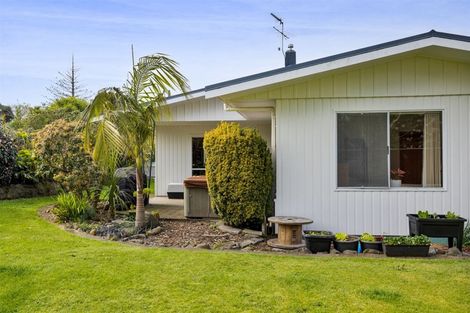Photo of property in 2 Climie Crescent, Hawera, 4610