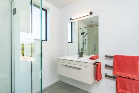 Photo of property in 80 Stace Hopper Drive, One Tree Point, Ruakaka, 0118