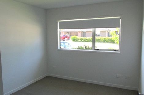 Photo of property in 4 Quartz Place, Brown Owl, Upper Hutt, 5018