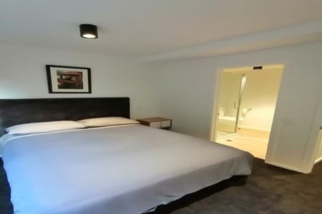 Photo of property in The Alex Apartments, 8/135a Hallenstein Street, Queenstown, 9300