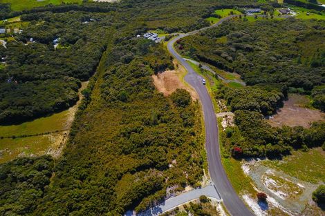 Photo of property in 124 Stratford Drive, Cable Bay, 0420