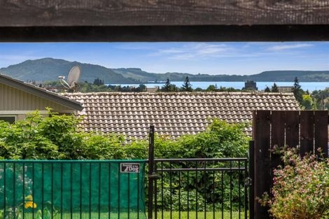 Photo of property in 70 Utuhina Road, Springfield, Rotorua, 3015