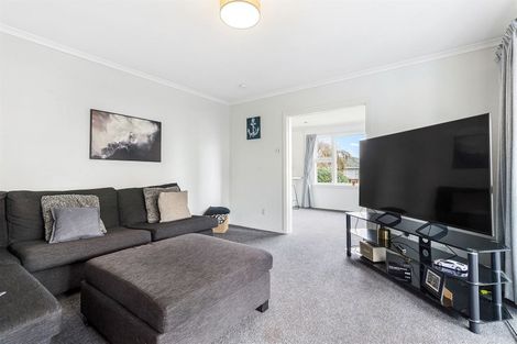 Photo of property in 12 Greenhurst Street, Sockburn, Christchurch, 8042