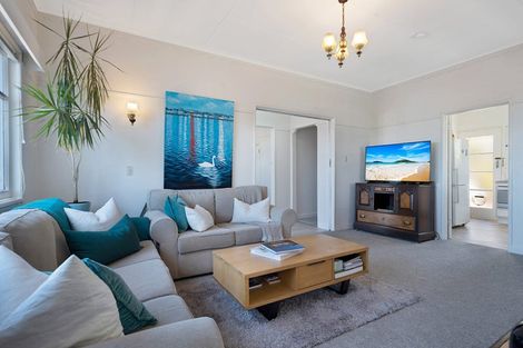 Photo of property in 1/6 Alison Avenue, Takapuna, Auckland, 0622