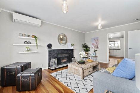 Photo of property in 44 Alma Crescent, Papakura, 2110