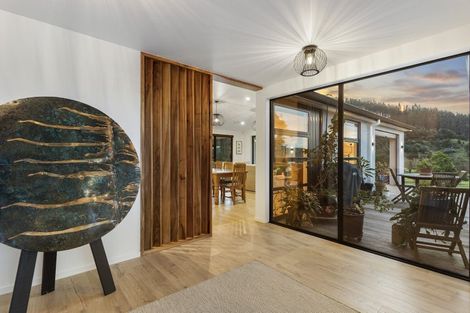 Photo of property in 19 Titoki Lane, Whangamata, 3691