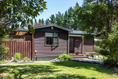 Photo of property in 14 Te Herekiekie Street, Turangi, 3334