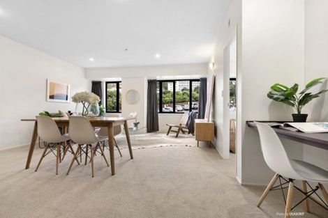 Photo of property in St Peters Apartments, 1e/192 Willis Street, Te Aro, Wellington, 6011