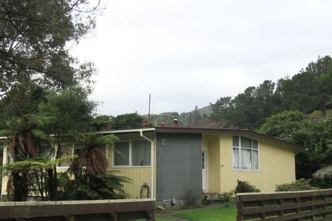 Photo of property in 470a Stokes Valley Road, Stokes Valley, Lower Hutt, 5019